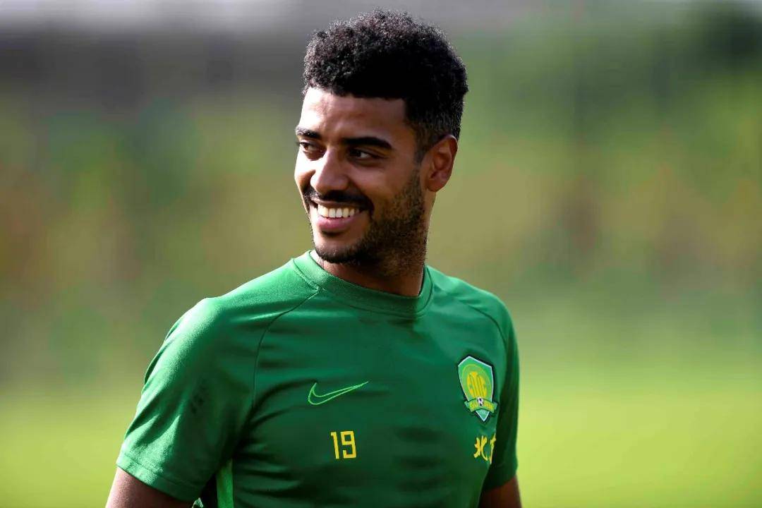  穆霍娃非种子身份连克三位巨头