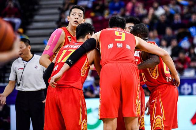  教练临场变阵助球队逆转取胜