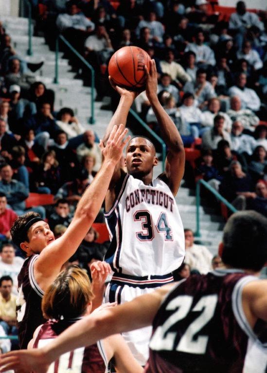  传奇球衣荣耀退役，历史时刻铭刻永恒记忆