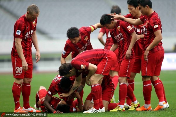  电竞新星闪耀赛场，青春风暴席卷联赛