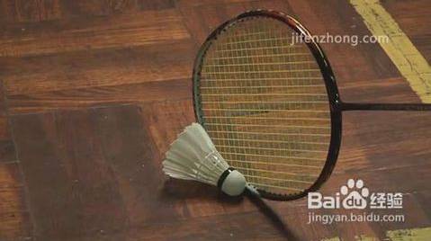  新型碳纤维球拍发布，科技赋能提升击球旋转速度  