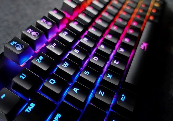  电竞外设黑科技频现 磁轴键盘提升操作精准度