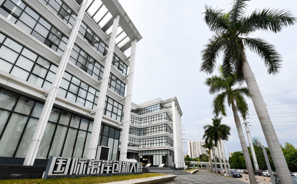  电竞产业蓬勃发展，带动周边经济腾飞